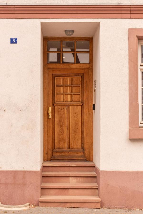 דירות Eltville am Rhein Designer Unterkunft In 15. Jahrhundert Altbau 75 M² Fuer Max. 4 Personen מראה חיצוני תמונה