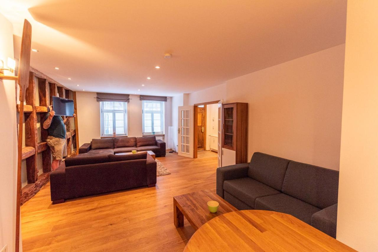 דירות Eltville am Rhein Designer Unterkunft In 15. Jahrhundert Altbau 75 M² Fuer Max. 4 Personen מראה חיצוני תמונה