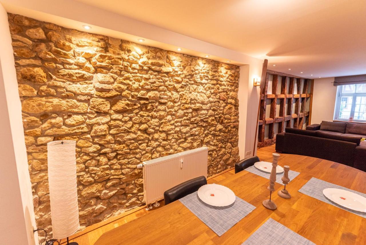 דירות Eltville am Rhein Designer Unterkunft In 15. Jahrhundert Altbau 75 M² Fuer Max. 4 Personen מראה חיצוני תמונה