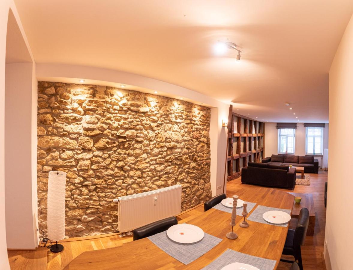 דירות Eltville am Rhein Designer Unterkunft In 15. Jahrhundert Altbau 75 M² Fuer Max. 4 Personen מראה חיצוני תמונה